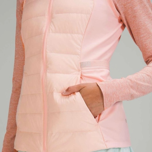 Lululemon Down for It All Vest Pink Mist Size 4 - Picture 4 of 13
